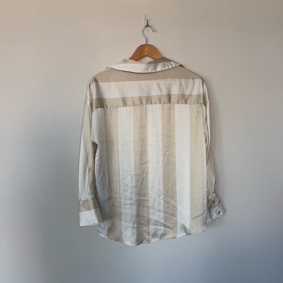 ZARA SATIN OVERSIZED Striped Flowy V-Ndck Button Up SHIRT SAND BEIGE 2562/162 - Picture 9 of 13